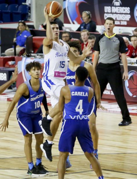 José Placer, jugador del combinado boricua. (Cortesía FIBA América) (vertical-x1)