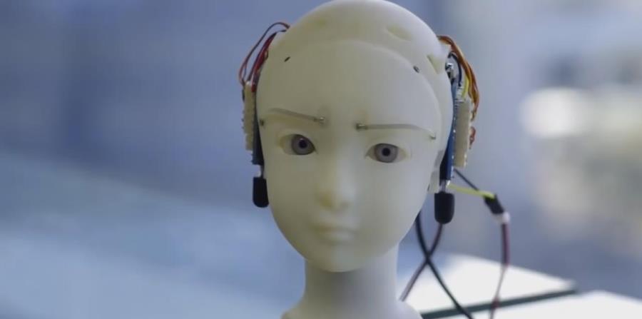 Un artista japonés desarrolla un robot con expresiones casi humanas (horizontal-x3)