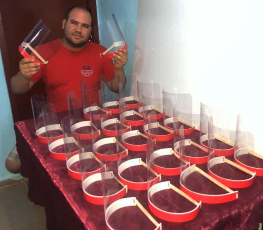 Cubano Ensena Como Hacer Mascaras Medicas El Nuevo Dia