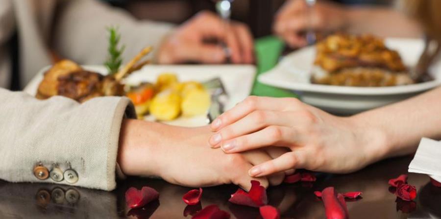 cena romántica (horizontal-x3)