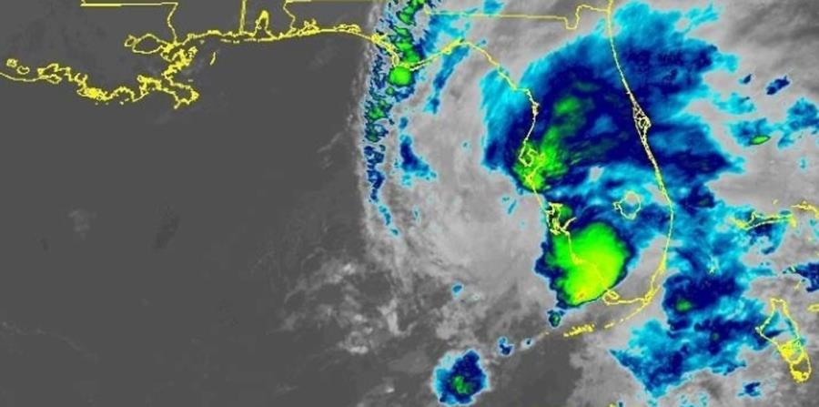 Imagen de satélite de la baja presión que afecta a Florida. (Captura / NOAA) (horizontal-x3)