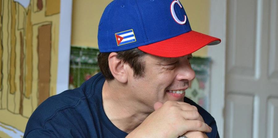Benicio del Toro luce una gorra de Cuba. (Foto: FIC Gibara - ficgibara.com) (horizontal-x3)