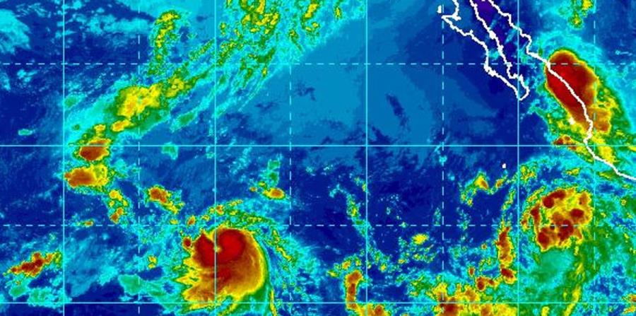 La tormenta tropical Miriam se encuentra a unas 1,405 millas náuticas del oeste suroeste de Baja California. (Captura / NOAA) (horizontal-x3)