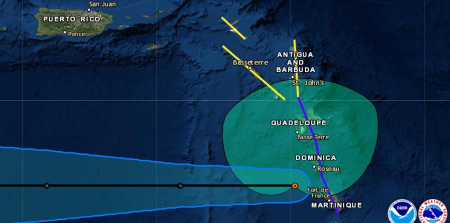 Proyección de la trayectoria de la tormenta Isaac, trazada por el Centro Nacional de Huracanes sobre un mapa satelital. (Captura / NOAA) (horizontal-x3)