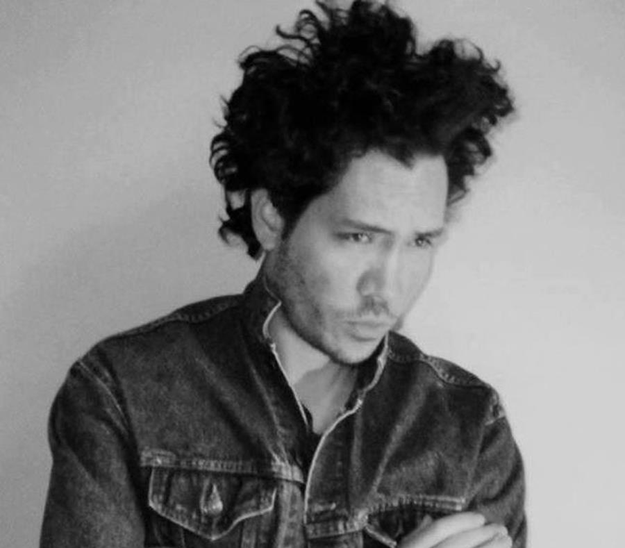Jonatán Reyes ha sido finalista en diversos premios internacionales de poesía. (Facebook) (semisquare-x3)