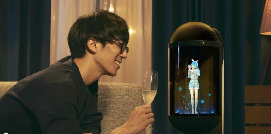 Una compañía japonesa crea la primera esposa virtual del mundo (horizontal-x3)