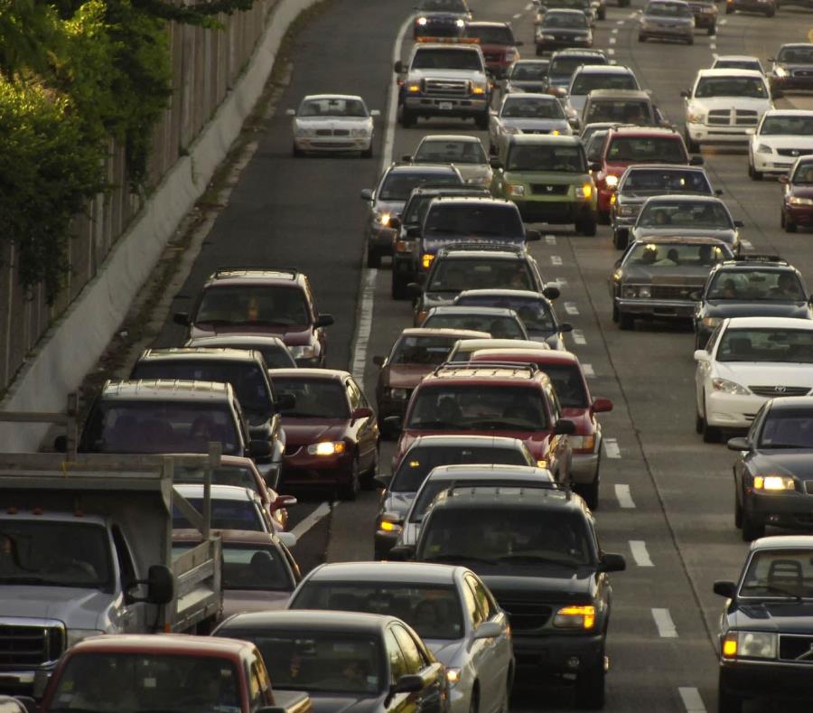 Metropistas se encuentra limpiando el área para que el tránsito pueda comenzar a fluir (semisquare-x3)