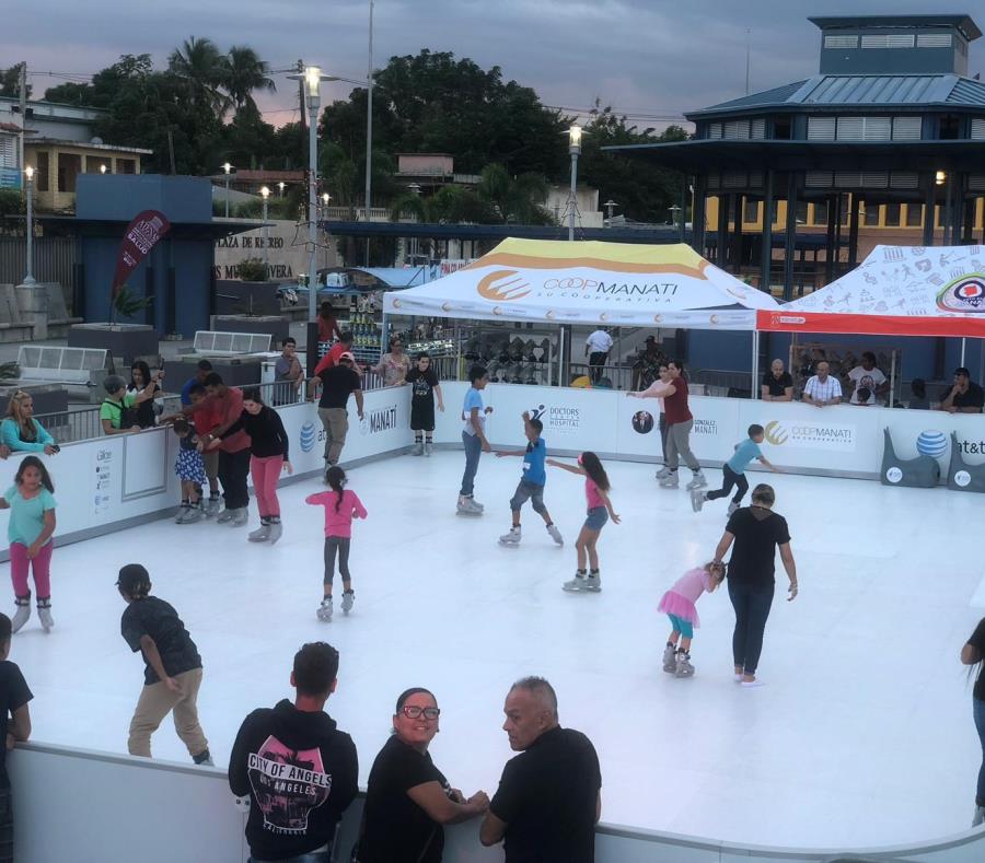 El evento además cuenta con kioskos, machinas y otros. (Suministrada) (semisquare-x3)