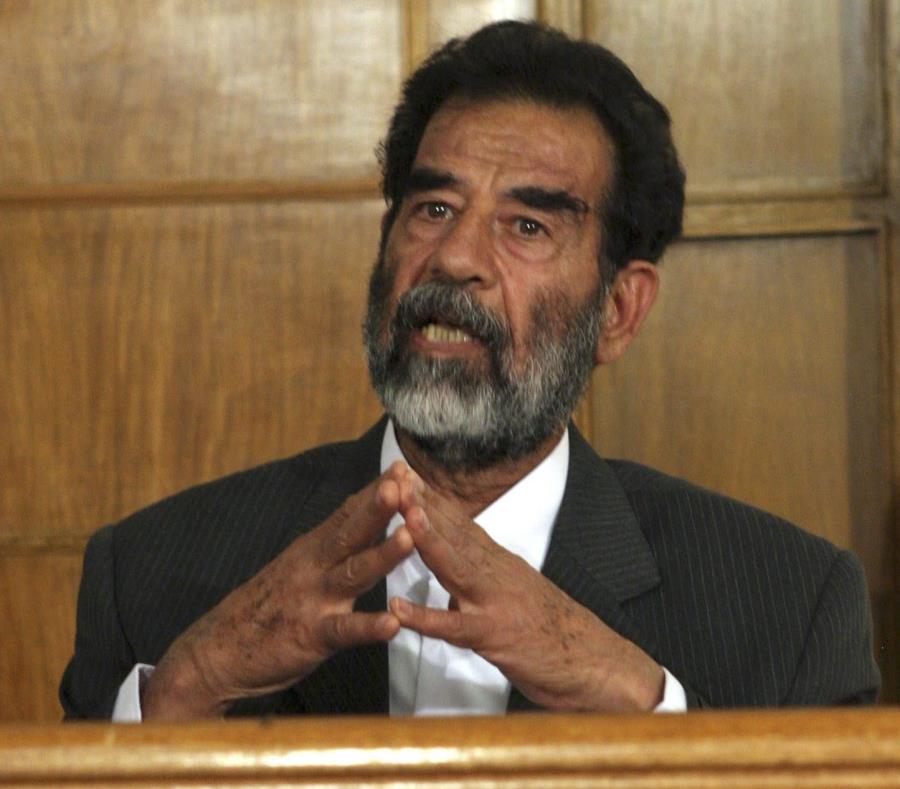 Desde julio de 1979 hasta abril de 2003, Hussein fue presidente de la República de Irak (semisquare-x3)