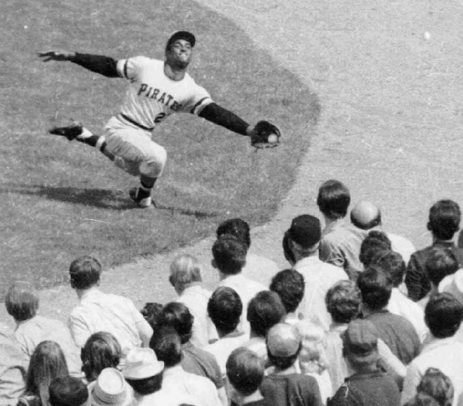 Roberto Clemente encabezó, en el 1971, la ofensiva de los Piratas de Pittsburgh bateando para .414. (AP) (semisquare-x3)