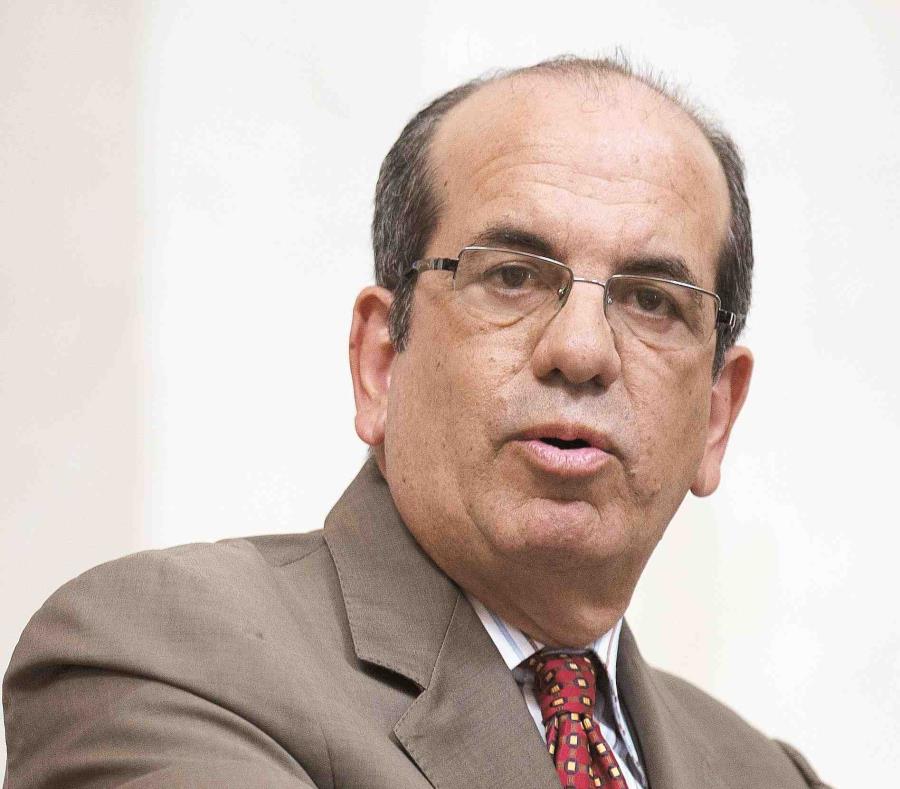 “Así que aquí hay una señal de lo que viene en esta encuesta, pero más que nada, de lo que está sintiendo el país”, dijo Aníbal Acevedo Vilá (semisquare-x3)