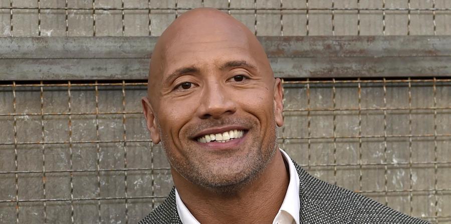 Dwayne Johnson no escatimó recursos en el gran regalo para su doble de acción. (horizontal-x3)