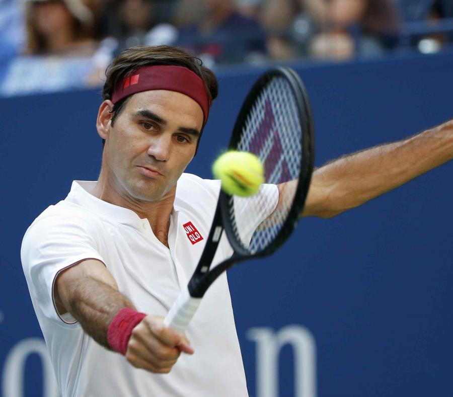 Roger Federer (semisquare-x3)