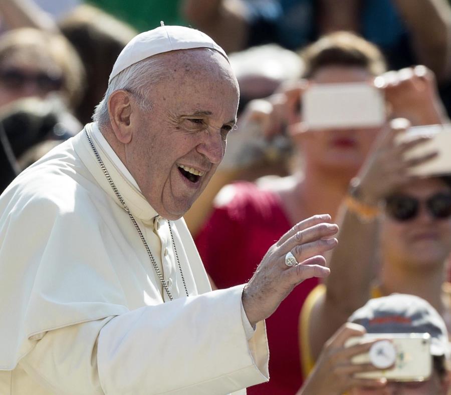 Fuerte respaldo de los obispos argentinos al papa Francisco (semisquare-x3)