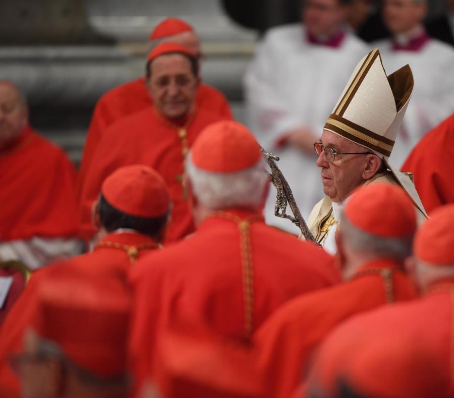 Los asesores del Papa preparan la respuesta a las denuncias del exnuncio Viganò (semisquare-x3)