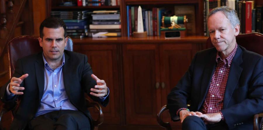 El gobernador Ricardo Rosselló y José Ortiz. (GFR Media) (horizontal-x3)
