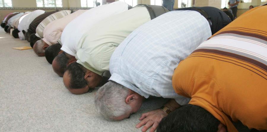 Al momento del estallido había entre 15 y 20 personas dentro de la mezquita. (horizontal-x3)