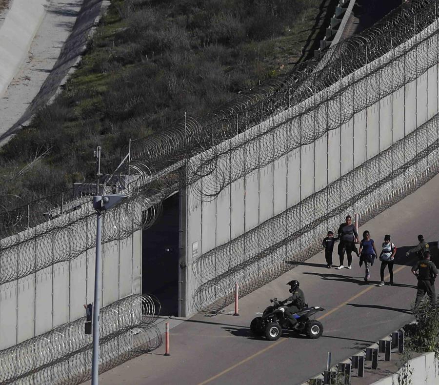 Frontera entre Estados Unidos y México (semisquare-x3)