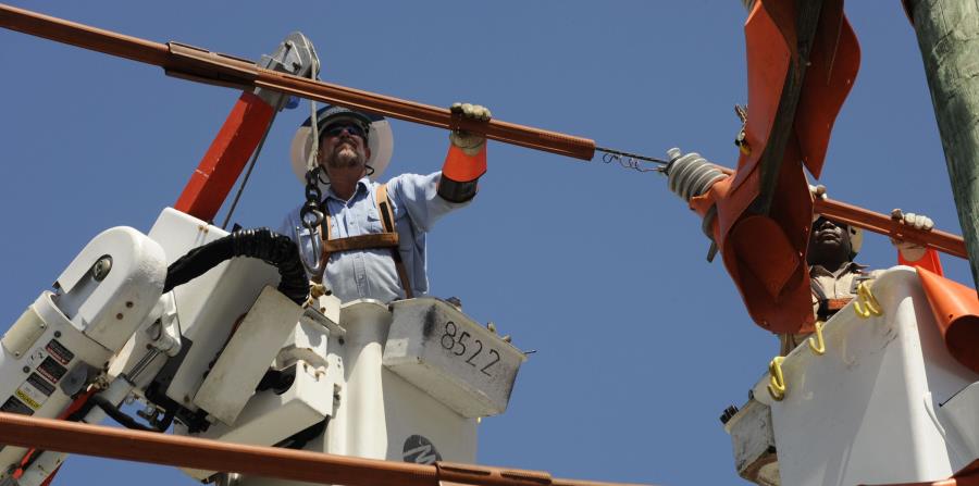 En diciembre comenzó el traslado de equipo eléctrico y vehículos (horizontal-x3)