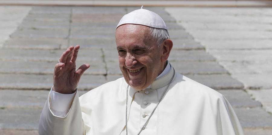El papa Francisco (horizontal-x3)