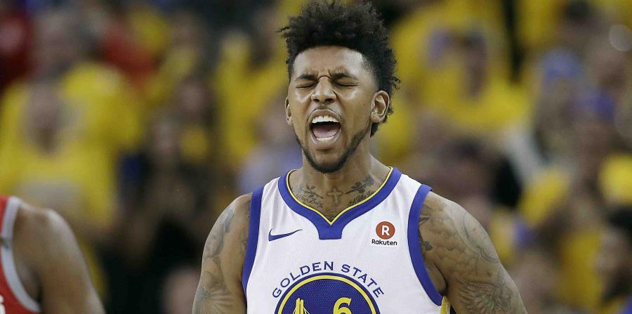 Nick Young con los Warriors en al temporada 2017-18 de la NBA. (AP) (horizontal-x3)