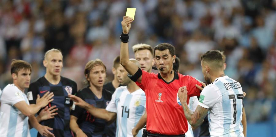 El número de tarjetas podría entrar en la ecuación para definir si Argentina pasa de ronda. (AP) (horizontal-x3)