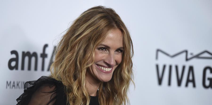 Julia Roberts (horizontal-x3)