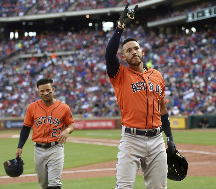 Carlos Correa (semisquare-x3)