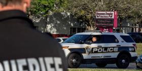 Los maestros de 11 distritos de Florida podrán ir armados a las escuelas a partir de mañana