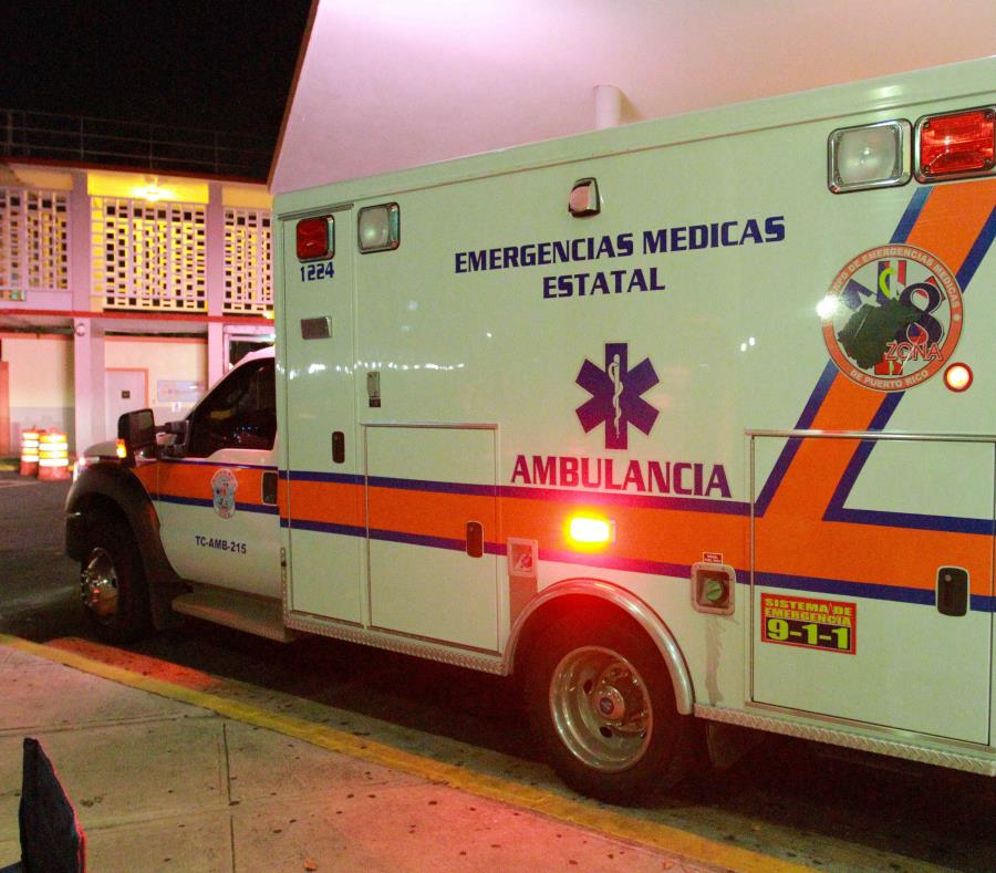 Dos personas fueron transportadas anoche al Centro Médico, en Río Piedras, tras verse involucradas en accidentes de tránsito graves. (GFR Media) (semisquare-x3)