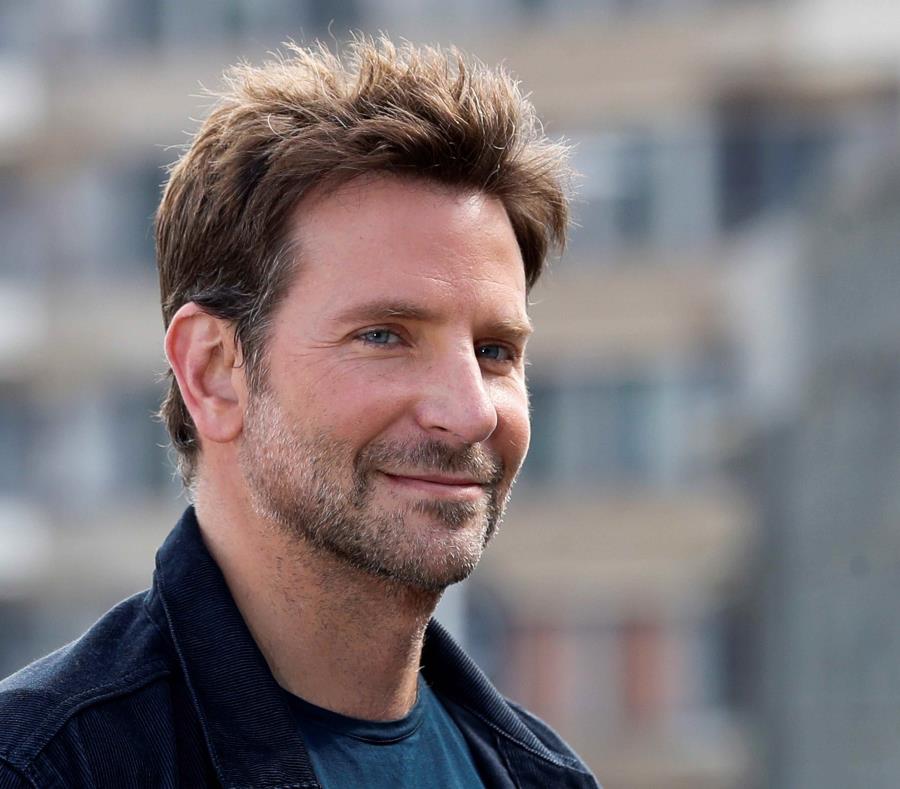 Bradley Cooper debuta como cantante en el ranking musical ...