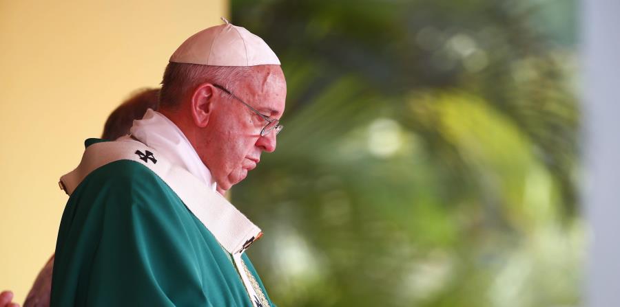 Papa Francisco (horizontal-x3)