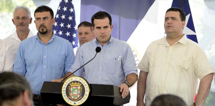 Rosselló Nevares visitó a Utuado ayer para inaugurar el puente modular sobre el río Grande de Arecibo, ubicado en la carretera PR-123. (horizontal-x3)