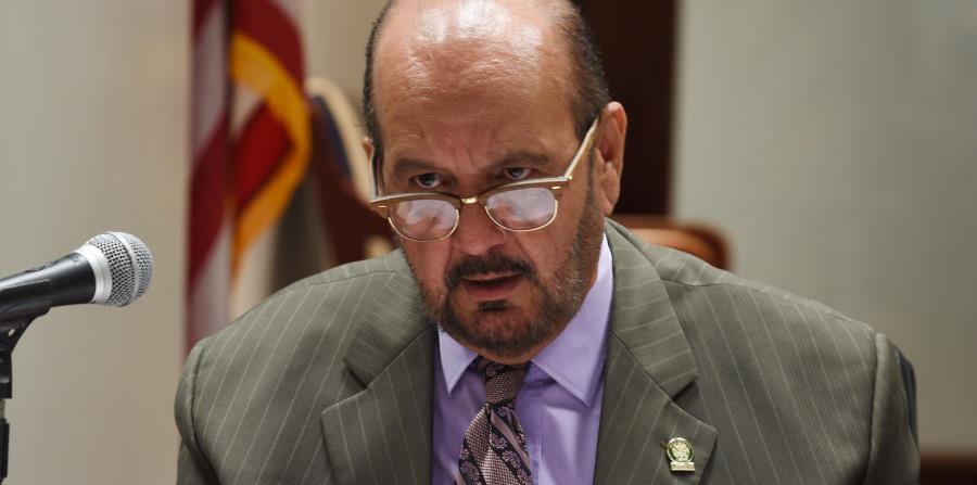 El representante Pérez Ortiz tronó contra su administración por la alegada falta de transparencia en el proceso de cierre de planteles (horizontal-x3)