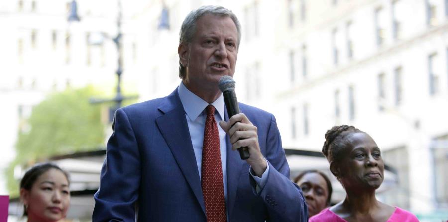 Bill de Blasio, el alcalde de la ciudad de Nueva York, habla ante partidarios de la organización Planned Parenthood, una agencia que defiende los derechos reproductivos de las personas (horizontal-x3)