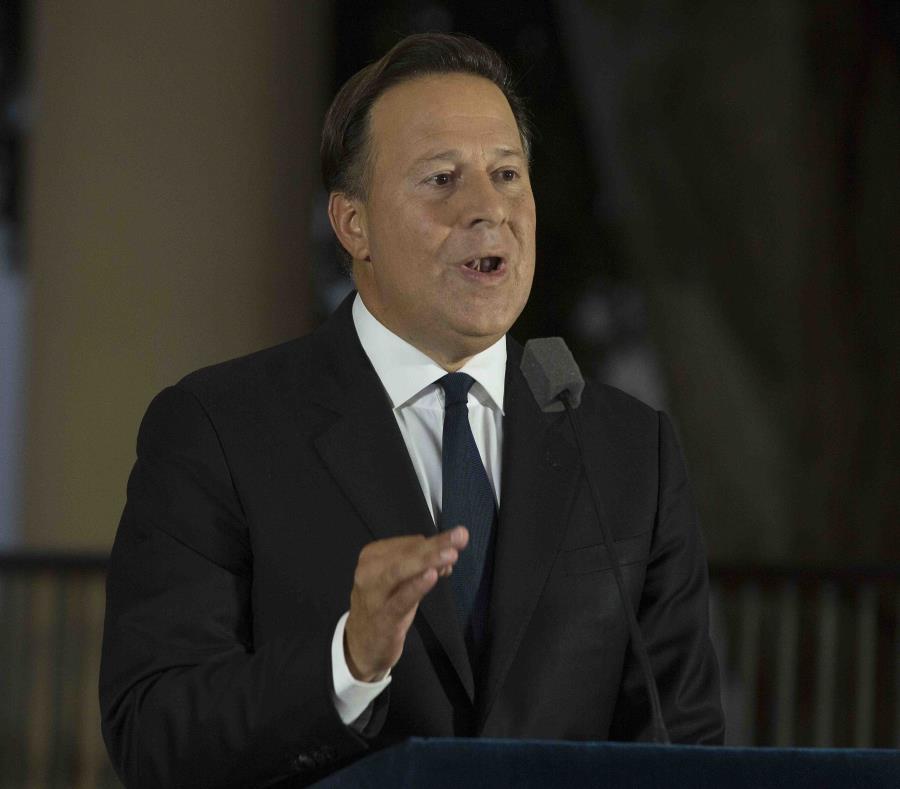 El presidente panameño Juan Carlos Varela destacó la antigua relación de Panamá con Estados Unidos, al tiempo que recordó que han trabajado de la mano para combatir el narcotráfico y el terrorismo. (Bloomberg / Susana González) (semisquare-x3)