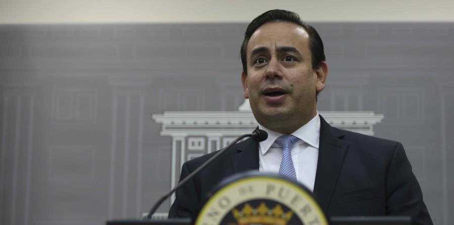 El exsecretario de la Gobernación, William Villafañe, durante una conferencia de prensa en La Fortaleza. (GFR Media) (horizontal-x3)
