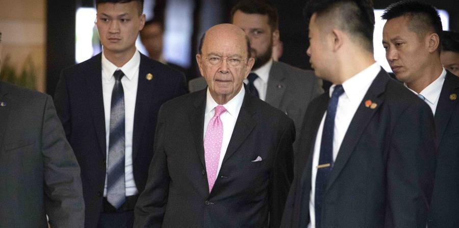 Al centro el secretario de Comercio de Estados Unidos, Wilbur Ross (horizontal-x3)