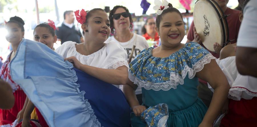 Al otro lado de la Bahía de San Juan, se celebrará el evento “De Cataño Pa’las Fiestas”; con un programa artístico de primera. (horizontal-x3)