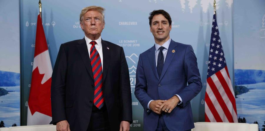 el presidente de Estados Unidos, Donald Trump, se reúne con el primer ministro de Canadá, Justin Trudeau, durante la cumbre de G-7 en Charlevoix, Canadá. (horizontal-x3)