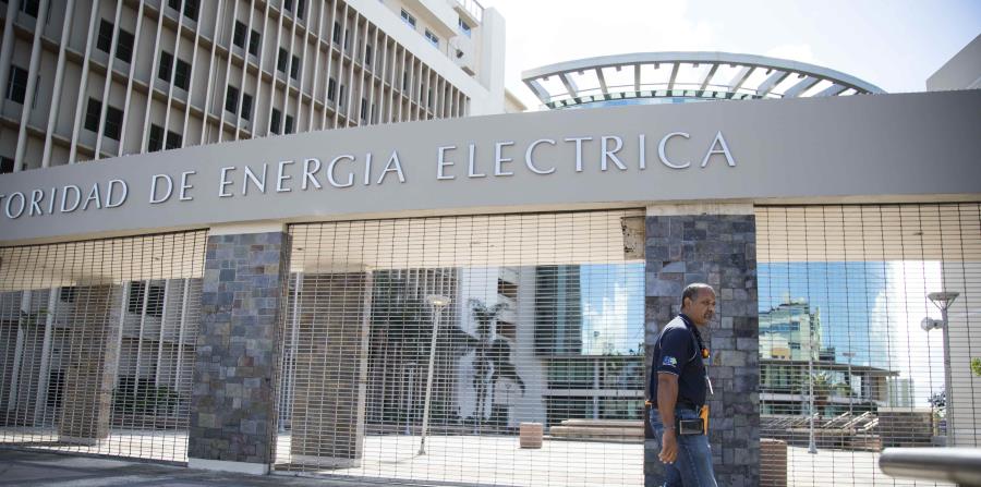 La oficina central de la Autoridad de Energía Eléctrica (horizontal-x3)