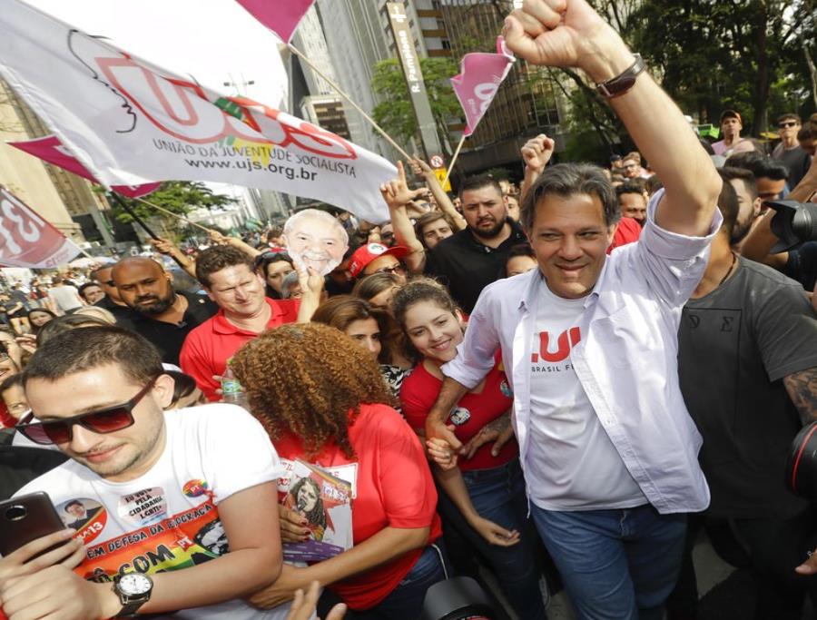 El reemplazante de Lula se ubica en un firme segundo puesto detrás de Bolsonaro (semisquare-x3)