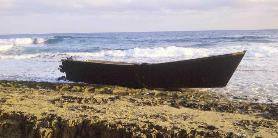Un oficial alertó a varios agentes de la Unidad Marítima de Aguadilla sobre las naves. (horizontal-x3)