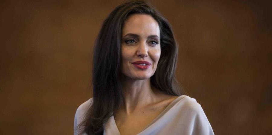 Angelina Jolie se separó de Brad Pitt (horizontal-x3)