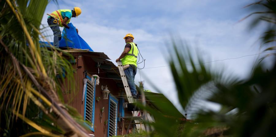 While the government estimated in $ 94.4 billion the federal assistance needed for the reconstruction of the island (horizontal-x3)