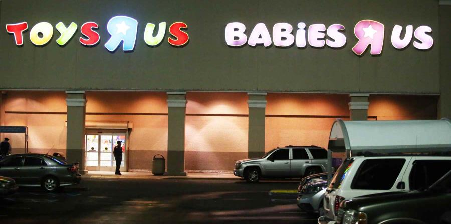El informe imputa a los fondos de cobertura forzar el cierre Toys “R” Us y critica las acciones que han tomado con respecto a la deuda pública de Puerto Rico. (horizontal-x3)