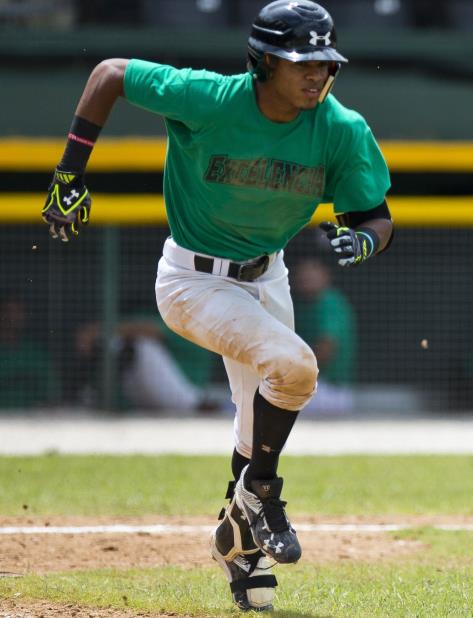 Delvin Pérez (vertical-x1)