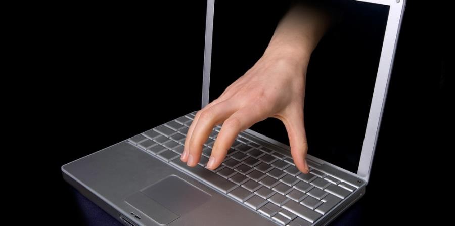 FIRST agrupa profesionales de seguridad y respuesta a incidentes cibernéticos entre los que se incluyen personal de seguridad de productos del sector gubernamental, comercial y académico. (horizontal-x3)