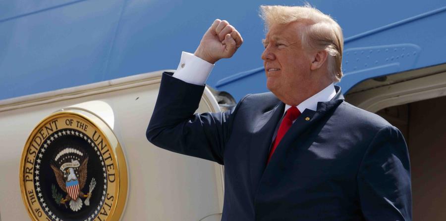 Donald Trump (horizontal-x3)