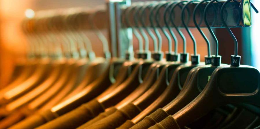 Los consumidores resintieron el impacto en la ropa. (horizontal-x3)